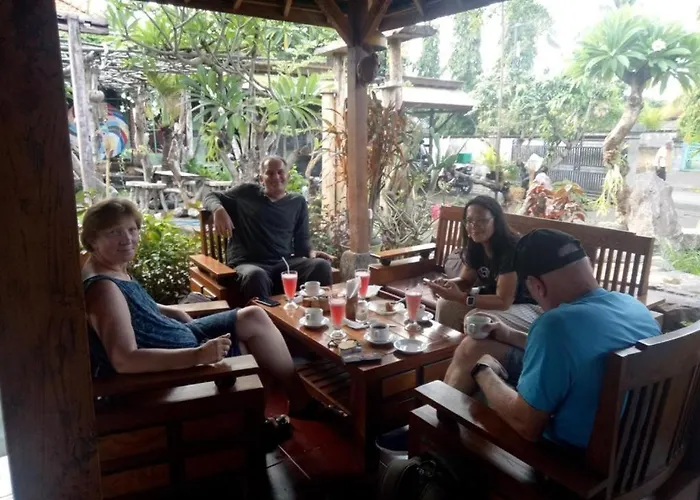 Hotel Sunrise And Lounge Panji